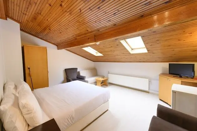 Çatı Katı Süiti (Penthouse)