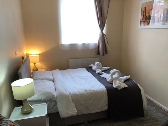 Apart Daire, 1 En Büyük (King) Boy Yatak