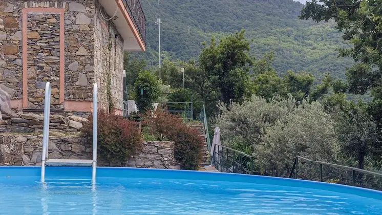 Villa, 5 Yatak Odası, Sigara İçilebilir, Şömine