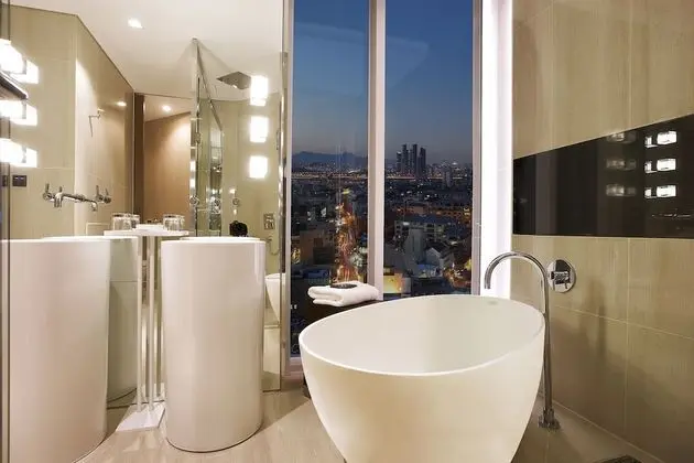 Süit, Şehir Manzaralı (Salon)