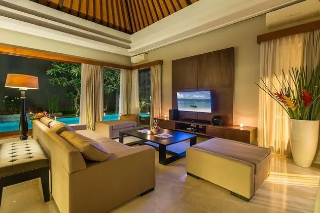 Villa, 3 Yatak Odası, Kişiye Özel Havuzlu, Havuz Manzaralı
