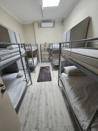 Standard Oda, Sadece erkekler için, Sigara İçilmez, Ortak Banyo (8 Dorm)