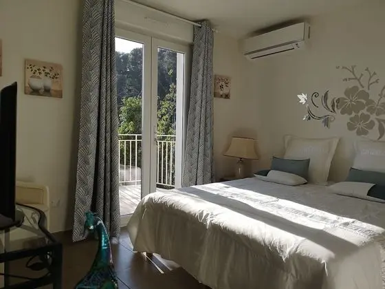 Süit, Okyanus Manzaralı (Amie Ensuite)