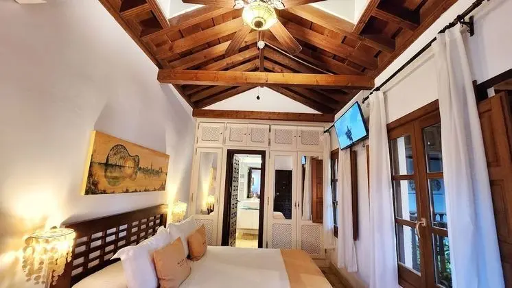 Deluxe Tek Büyük Yataklı Oda
