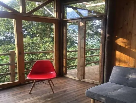 Panoramic Tek Büyük Yataklı Oda