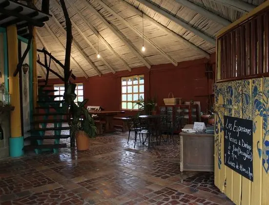 Traditional Tek Büyük Yataklı Oda