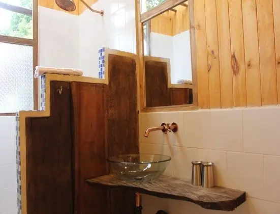 Traditional Tek Büyük Yataklı Oda