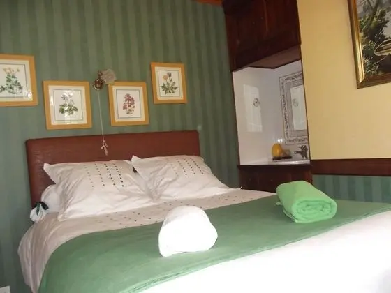 Romantic Tek Büyük Yataklı Oda