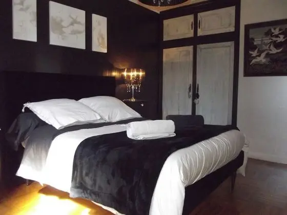 Tek Büyük Yataklı Oda (Baroque)