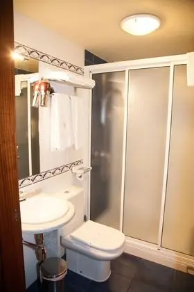 Tek Büyük veya İki Ayrı Yataklı Oda, Balkon