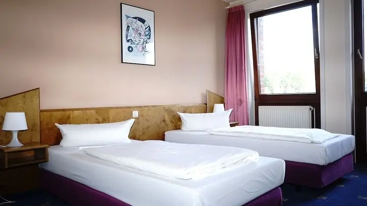 Standard Üç Kişilik Oda