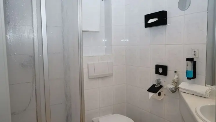 Standard Üç Kişilik Oda