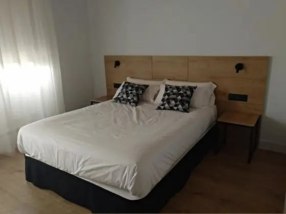 Tek Büyük Yataklı Oda