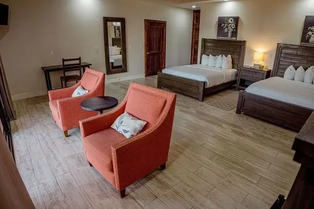 Deluxe Dört Kişilik Oda