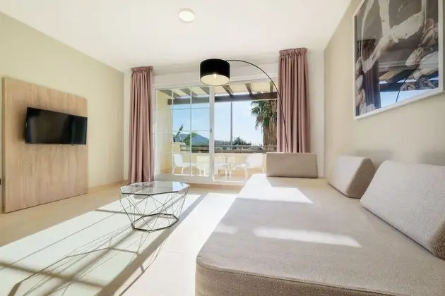 Superior Stüdyo, Golf Manzaralı (3 Adults)