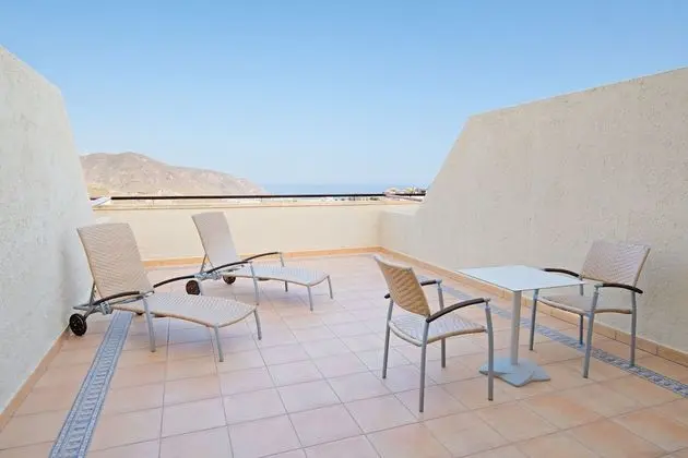 Tek Büyük Yataklı Oda (Preferente Golf & Pool View 2+2)
