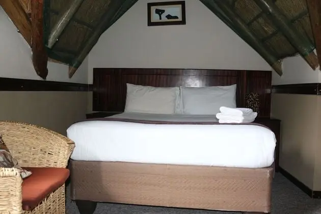 Tek Büyük Yataklı Oda, Balkon (Farm View)