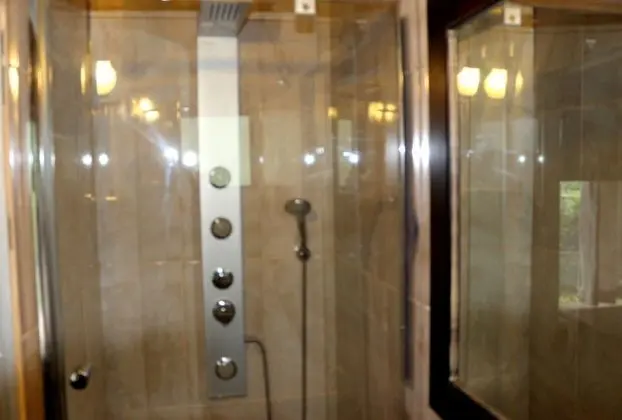 Tek Büyük Yataklı Oda, Balkon (Farm View)