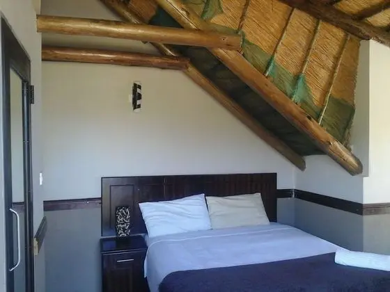 Tek Büyük Yataklı Oda, Nehir Manzaralı