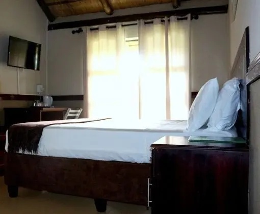 Tek Büyük Yataklı Oda, Nehir Manzaralı