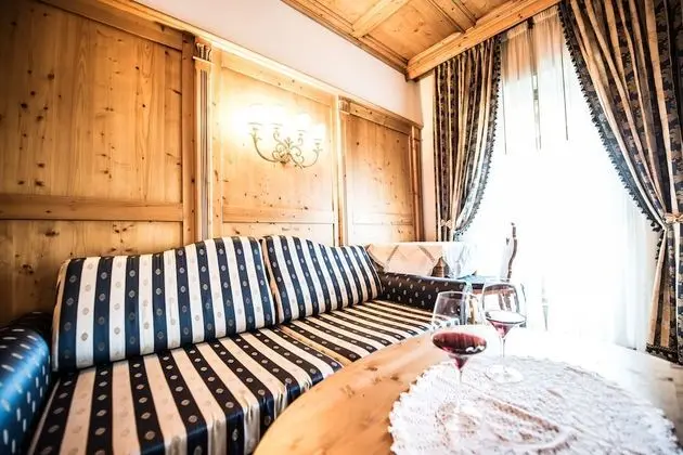 Romantic Tek Büyük Yataklı Oda, Dağ Manzaralı