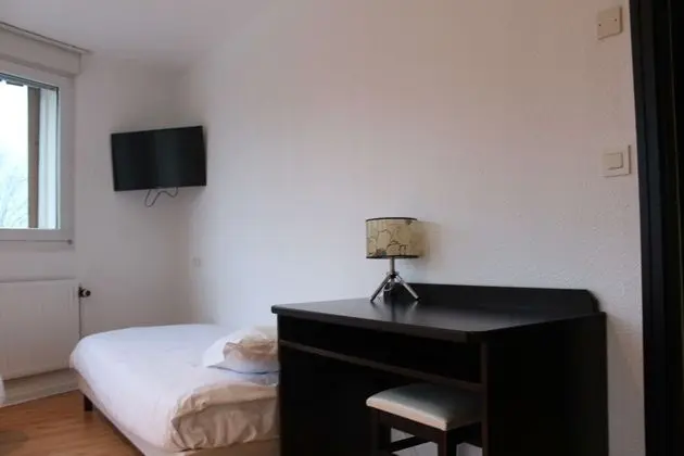 Üç Kişilik Oda, Birden Çok Yatak