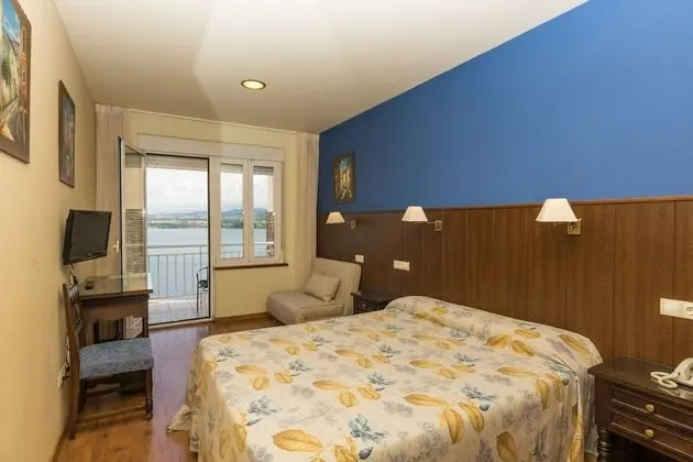 Tek Büyük veya İki Ayrı Yataklı Oda