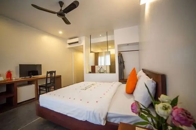 Deluxe Tek Büyük Yataklı Oda, Balkon