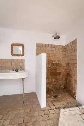 Basic Tek Büyük Yataklı Oda, 1 Yatak Odası