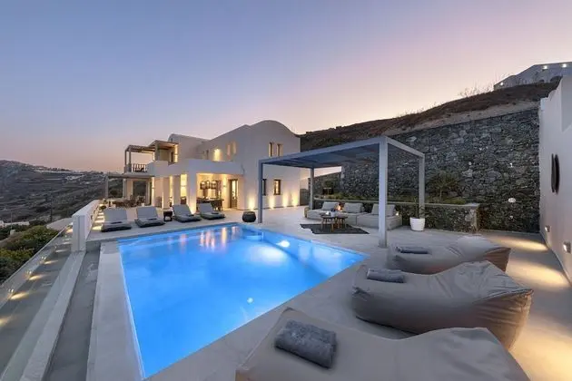 Eolia Gold Villa with Private Heated Pool