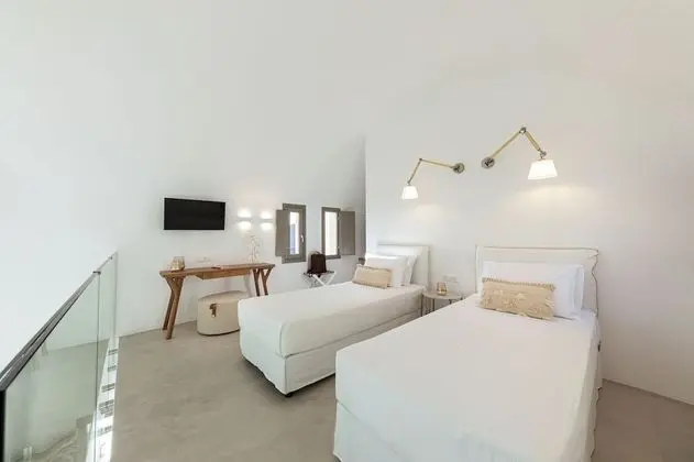 Eolia Gold Villa with Private Heated Pool