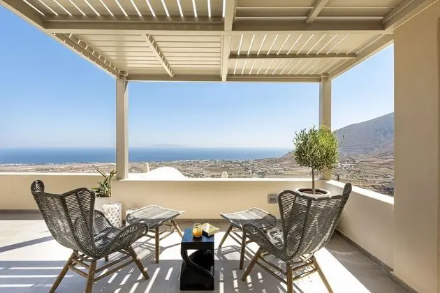 Eolia Gold Villa with Private Heated Pool