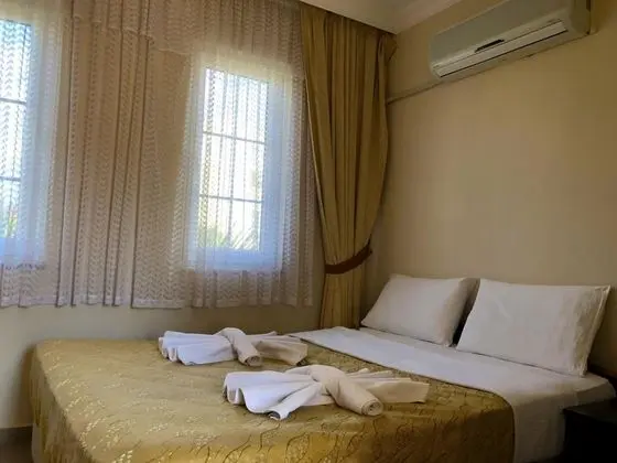 Aile Odası, Bahçe Manzaralı, Balkonlu
