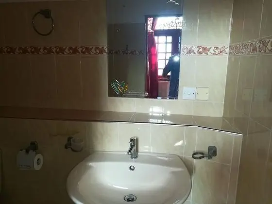 Economy Tek Büyük Yataklı Oda, 1 Yatak Odası, Özel Banyo, Köşe