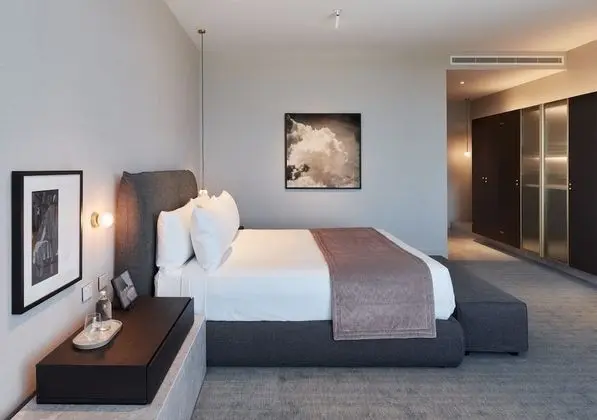 Luxury Tek Büyük Yataklı Oda
