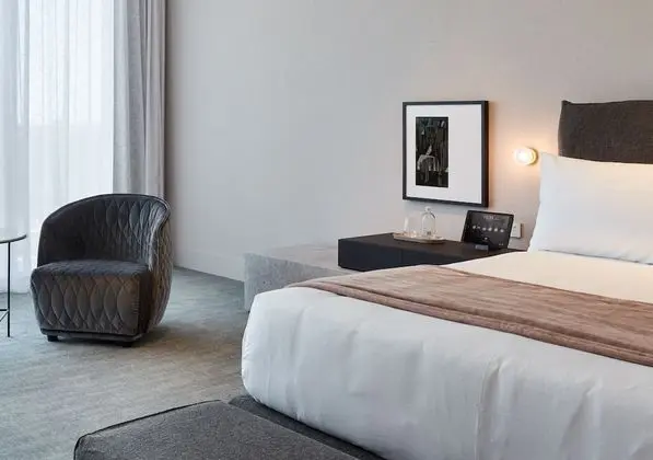 Luxury Tek Büyük Yataklı Oda
