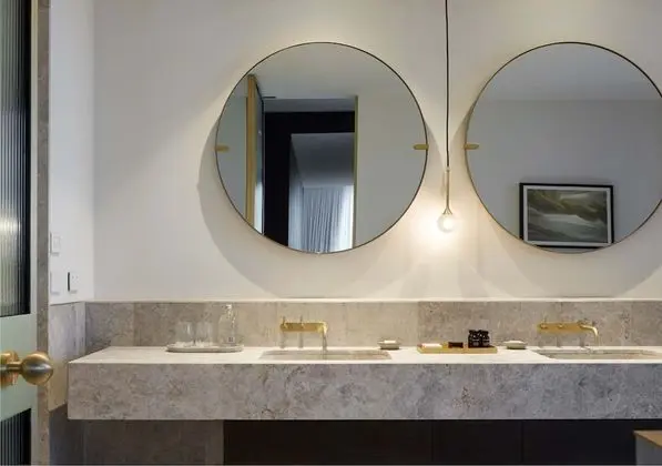 Luxury Tek Büyük Yataklı Oda