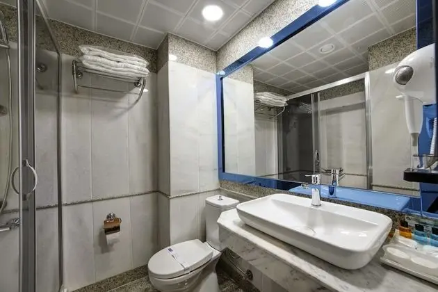 Standard Üç Kişilik Oda