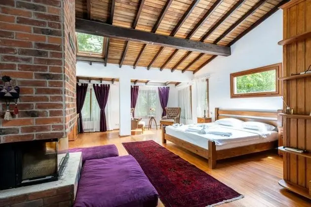 Balayı Odası, Havuz ve Bahçe Manzaralı, Şömineli