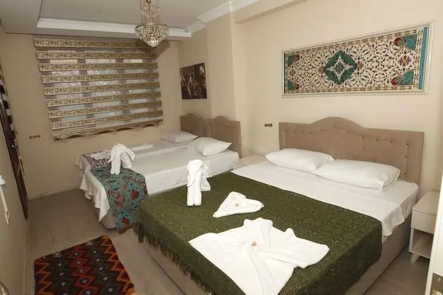 Deluxe Dört Kişilik Oda, Balkon, Bahçe Manzaralı