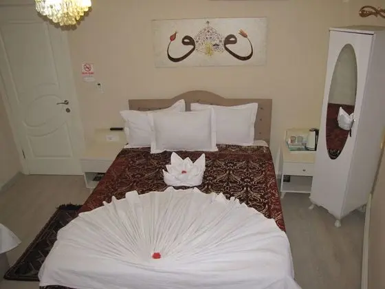 Deluxe Tek Büyük Yataklı Oda, Avlu Manzaralı