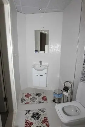 Deluxe Tek Büyük Yataklı Oda, Avlu Manzaralı