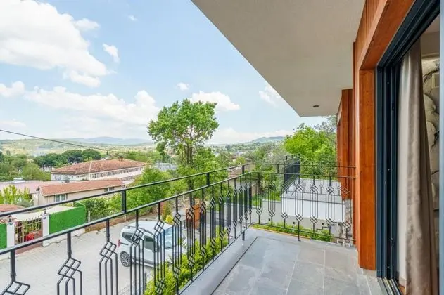 Standart Oda, Dağ Manzaralı, Balkonlu