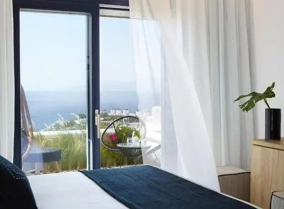 Deluxe Tek Büyük Yataklı Oda, Deniz Manzaralı