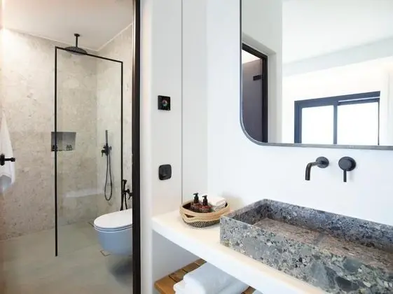 Deluxe Tek Büyük Yataklı Oda, Deniz Manzaralı