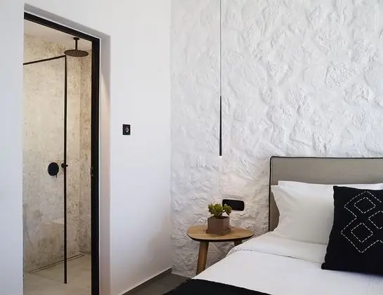 Deluxe Tek Büyük Yataklı Oda, Kısmi Deniz Manzaralı