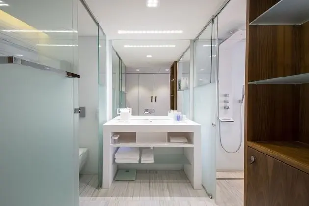 Deluxe Tek Büyük Yataklı Oda (with Extra Bed)
