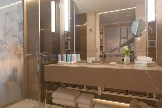 Premium Tek Büyük veya İki Ayrı Yataklı Oda