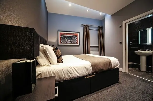 Apart Daire, 2 Yatak Odası (The Hideout - Sleeps 6)