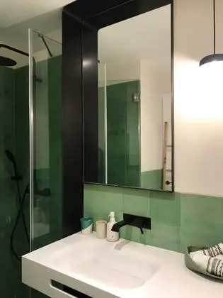 Tek Büyük veya İki Ayrı Yataklı Oda, Okyanus Manzaralı